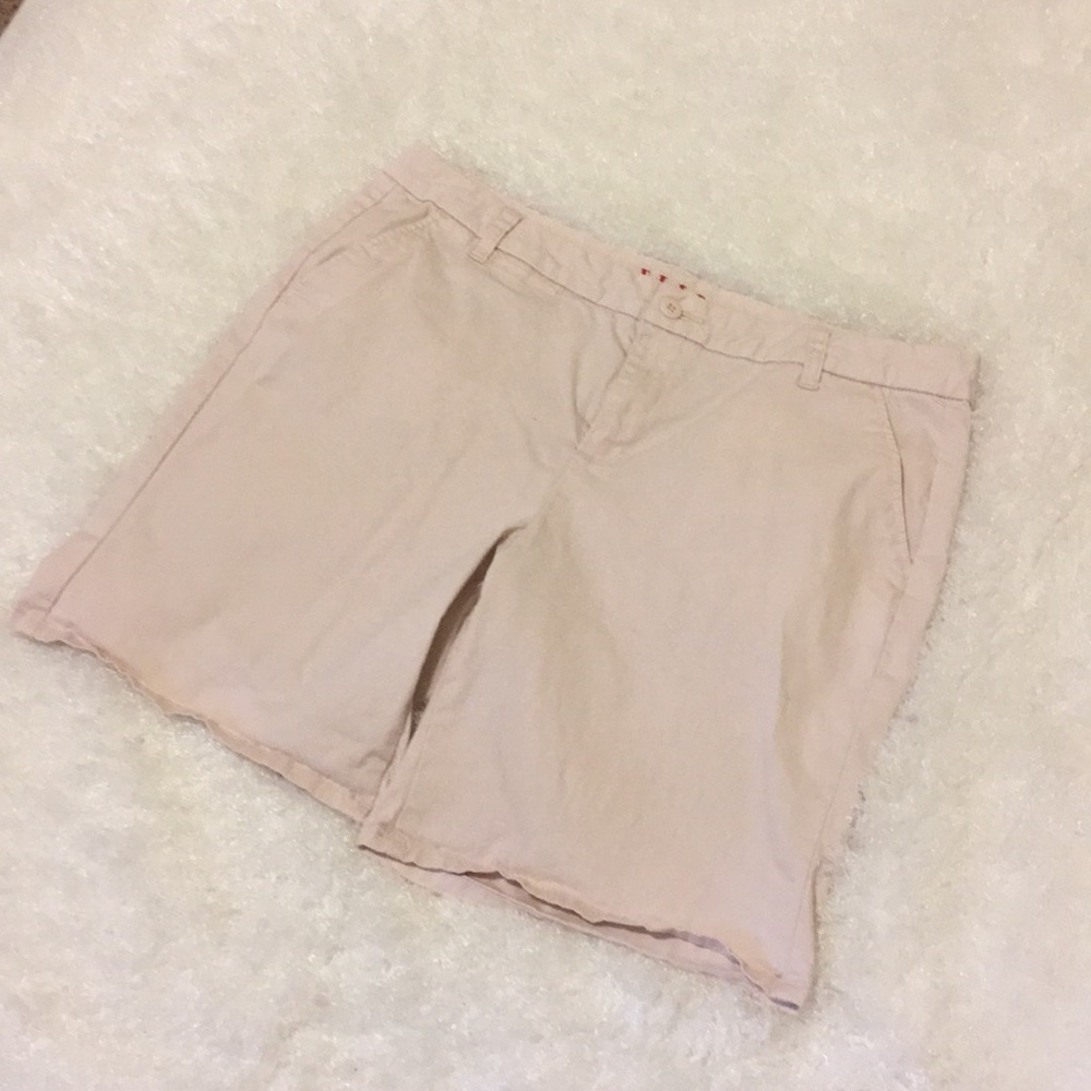 ✂️ ELLE Khaki Beige shorts 16